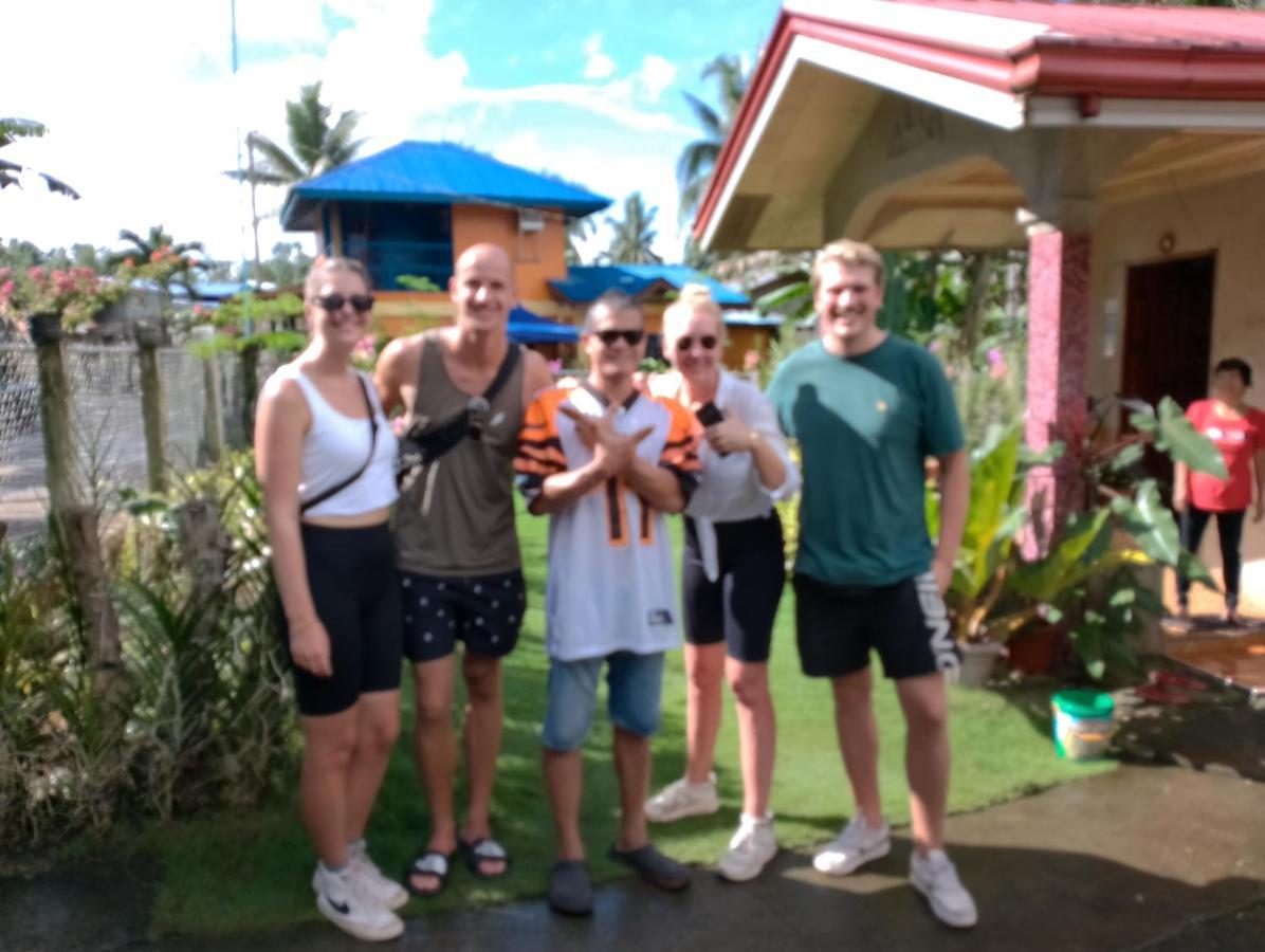 Lhoyjean Garden Hostel Batuan Exterior photo